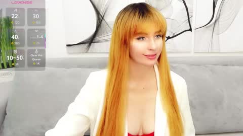 Snapshot of vita_flowen chatting on 10-17-25, 05:21 Vita online show from 10-17-25, 05:21