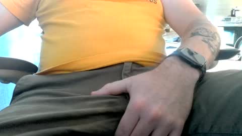 Snapshot of vitalbeach chatting on 06-14-26, 01:46 vitalbeach online show from 06-14-26, 01:46
