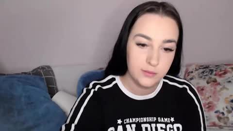 Snapshot of vitalina_freedom chatting on 12-05-24, 01:17 Vitalina online show from 12-05-24, 01:17