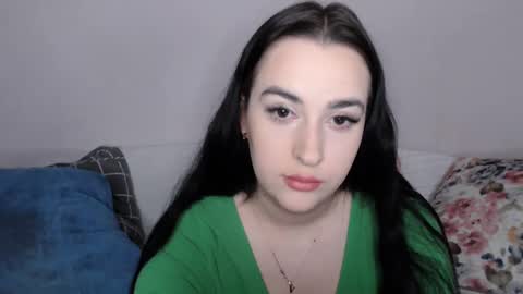 Snapshot of vitalina_freedom chatting on 12-10-24, 01:00 Vitalina online show from 12-10-24, 01:00