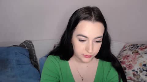 Snapshot of vitalina_freedom chatting on 12-10-24, 04:17 Vitalina online show from 12-10-24, 04:17