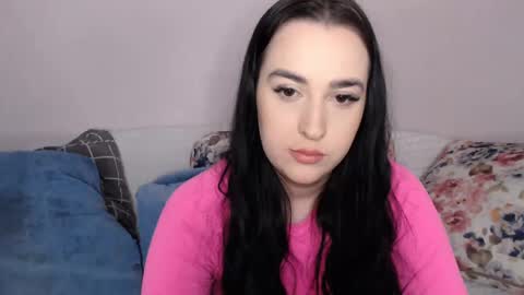 Snapshot of vitalina_freedom chatting on 12-12-24, 01:06 Vitalina online show from 12-12-24, 01:06