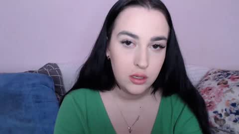 Snapshot of vitalina_freedom chatting on 12-13-24, 12:28 Vitalina online show from 12-13-24, 12:28