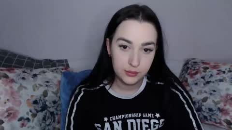 Snapshot of vitalina_freedom chatting on 12-16-24, 03:22 Vitalina online show from 12-16-24, 03:22