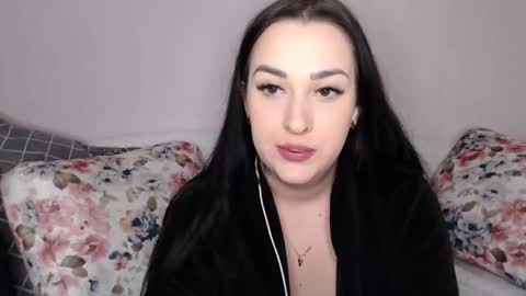 Snapshot of vitalina_freedom chatting on 12-25-24, 12:37 Vitalina online show from 12-25-24, 12:37