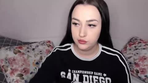 Snapshot of vitalina_freedom chatting on 12-26-24, 02:59 Vitalina online show from 12-26-24, 02:59