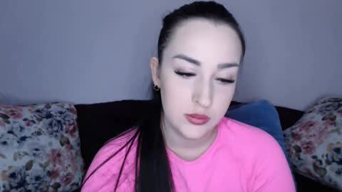 Snapshot of vitalina_freedom chatting on 01-22-25, 12:49 Vitalina online show from 01-22-25, 12:49