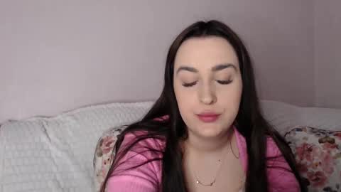 Snapshot of vitalina_freedom chatting on 03-07-25, 05:17 Vitalina online show from 03-07-25, 05:17