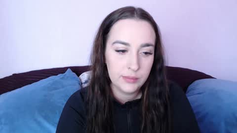 Snapshot of vitalina_freedom chatting on 09-11-25, 12:49 Vitalina online show from 09-11-25, 12:49