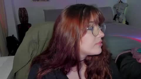 Snapshot of vitaxviper chatting on 02-11-25, 11:44 Vit a Viper online show from 02-11-25, 11:44