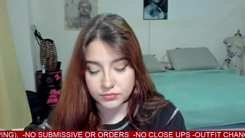 Snapshot of vitaxviper chatting on 03-12-25, 07:49 Vit a Viper online show from 03-12-25, 07:49