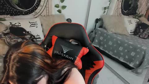 Snapshot of vitaxviper chatting on 09-20-25, 08:10 Vit a Viper online show from 09-20-25, 08:10