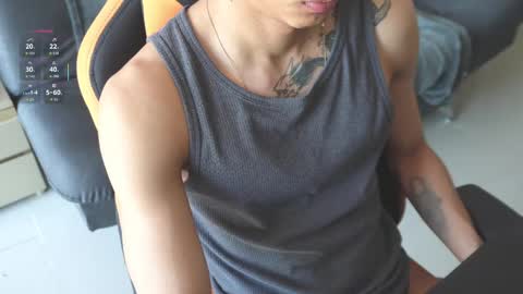 Snapshot of vito_benz chatting on 09-13-25, 02:39 VITO BENZ online show from 09-13-25, 02:39