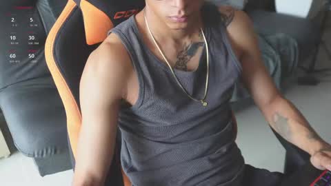 Snapshot of vito_benz chatting on 10-08-25, 05:32 VITO BENZ online show from 10-08-25, 05:32