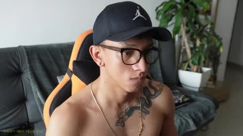 VITO BENZ online show from 01-11-26, 03:28