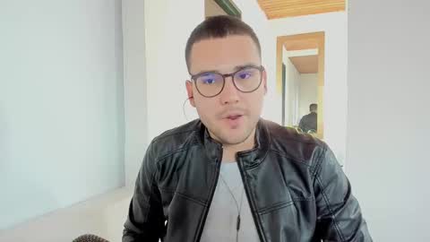 Vito Ferrer online show from 02-26-25, 10:09