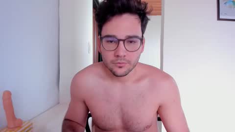 Vito Ferrer online show from 11-24-25, 12:05