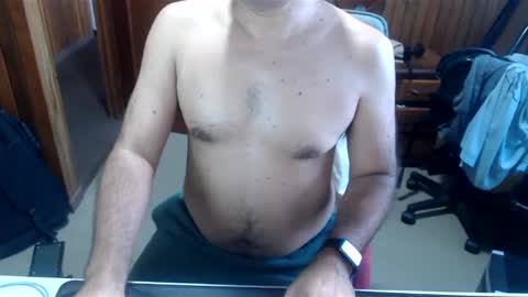 Snapshot of vittohot chatting on 03-04-25, 12:22 Vittohot online show from 03-04-25, 12:22