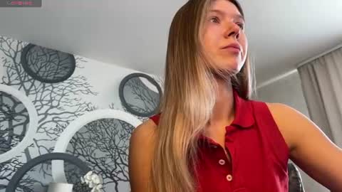 Vivian Evans online show from 06-18-26, 01:28