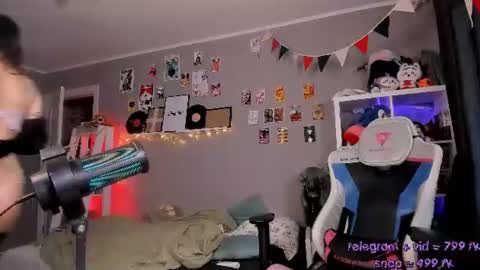 vivian_qwerty online show from 06-22-26, 05:59