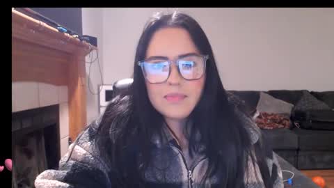 Snapshot of vivianaortega chatting on 02-27-25, 04:31 Vivi online show from 02-27-25, 04:31