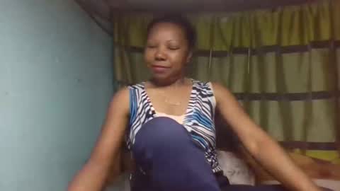 Snapshot of viviane0812 chatting on 10-05-25, 06:50 viviane0812 online show from 10-05-25, 06:50