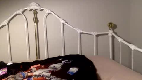 3 Vivian 3 online show from 10-06-25, 03:59