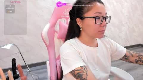 Vivien online show from 07-15-26, 10:48