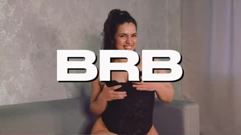Snapshot of vivien_ross chatting on 05-18-26, 04:07 vivien_ross online show from 05-18-26, 04:07