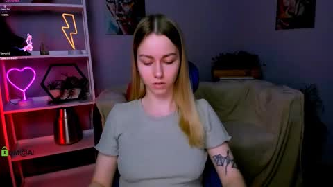 Vivi online show from 03-03-25, 11:24
