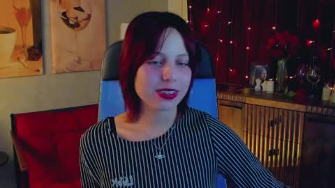 Vivienne  online show from 05-10-26, 10:09