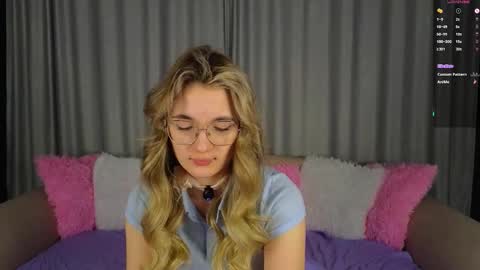 vivyboo111 online show from 11-21-25, 09:02