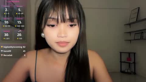 Snapshot of vixendarlingx chatting on 06-03-26, 02:08 Donna online show from 06-03-26, 02:08