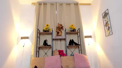 Vixenia online show from 08-05-26, 10:44