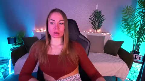 Ur Lady online show from 03-25-26, 08:04