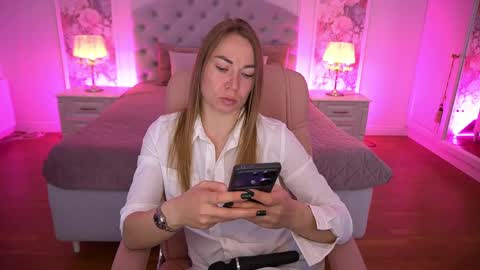 Ur Lady online show from 04-19-26, 08:11