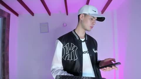 Snapshot of vlad__night chatting on 03-04-26, 03:23 Vlad online show from 03-04-26, 03:23