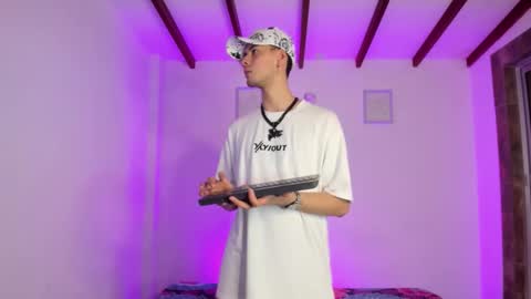 Snapshot of vlad__night chatting on 03-07-26, 04:09 Vlad online show from 03-07-26, 04:09