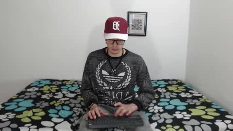 Snapshot of vlad__night chatting on 03-09-26, 03:32 Vlad online show from 03-09-26, 03:32