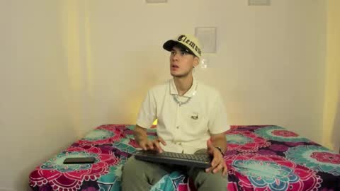 Snapshot of vlad__night chatting on 03-10-26, 03:44 Vlad online show from 03-10-26, 03:44