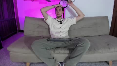 Vlad online show from 03-21-26, 03:33