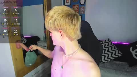 Vlad  online show from 11-08-25, 02:39