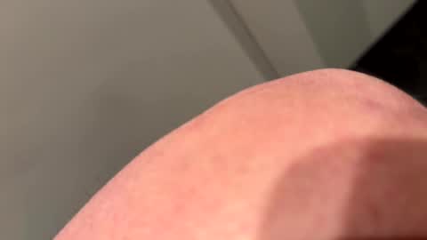 Snapshot of vm93m chatting on 03-09-25, 12:09 John online show from 03-09-25, 12:09