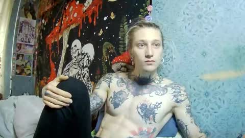 Snapshot of voldan_elf chatting on 10-29-25, 08:38 Elf online show from 10-29-25, 08:38