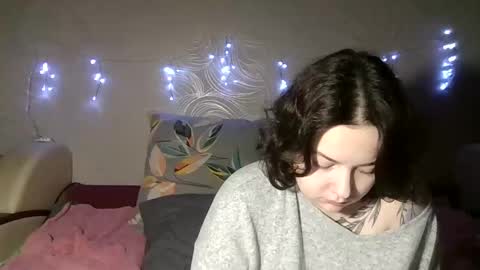 Snapshot of volshebnik_130 chatting on 01-09-25, 05:33 Volshebnik1302 online show from 01-09-25, 05:33