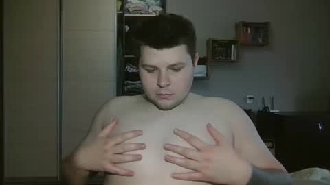 Snapshot of volshebnik_130 chatting on 03-05-25, 01:50 Volshebnik1302 online show from 03-05-25, 01:50