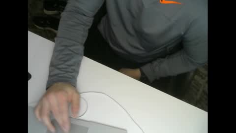 Snapshot of voterki796 chatting on 01-27-25, 03:04 voterki796 online show from 01-27-25, 03:04