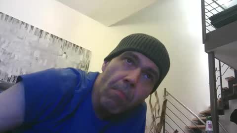 Snapshot of voyeuredeluxe chatting on 02-03-26, 06:40 voyeuredeluxe online show from 02-03-26, 06:40