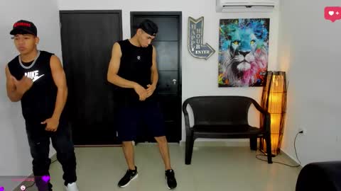 voyeurism_guys online show from 11-25-25, 10:54