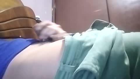 Snapshot of vujadetr chatting on 10-02-25, 12:50 vujadetr online show from 10-02-25, 12:50